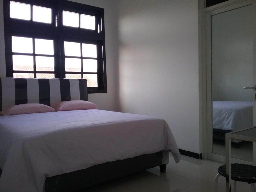 Mess Inn Semarang Oda fotoğraf