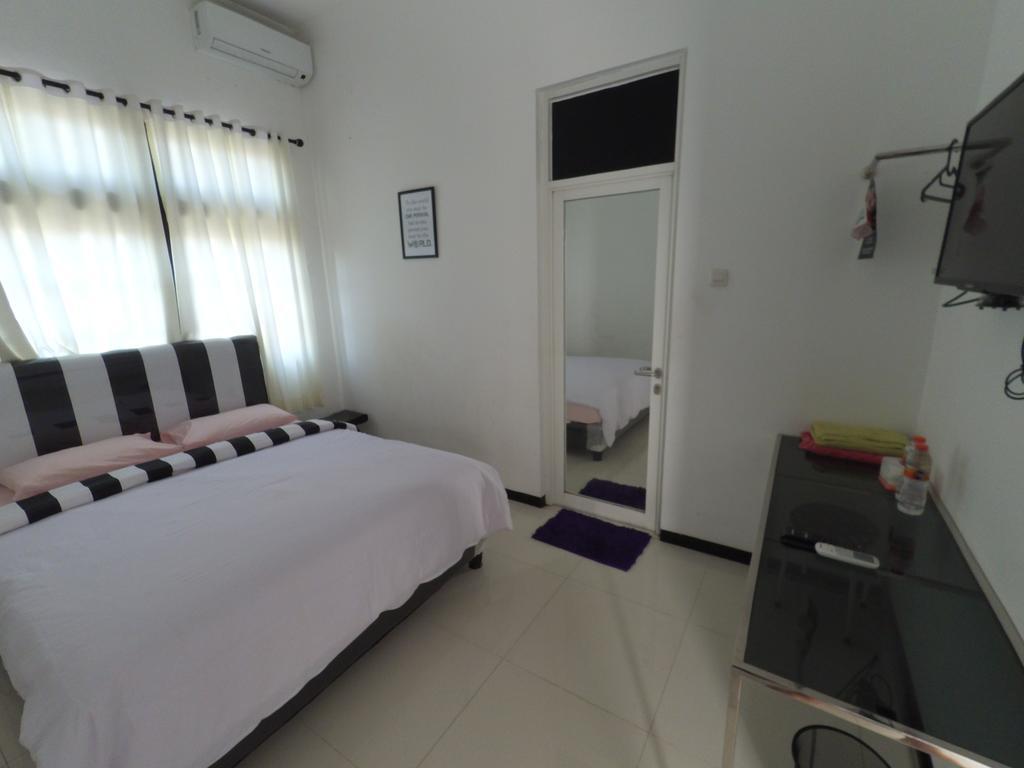 Mess Inn Semarang Dış mekan fotoğraf